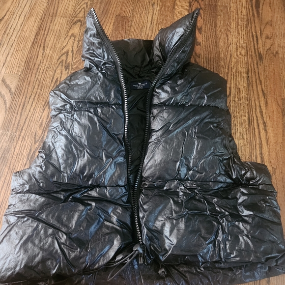 Simply Southern Black Puffer Vest - Picture 1 of 1